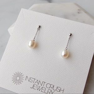 Pearl drop earrings